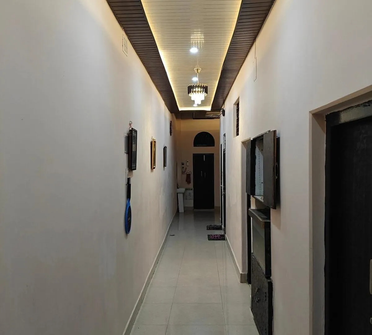 アパート Anjani Home - 3Bhk Groundfloor Family Appartment Near Kashi Vishwanath Temple バラナシ